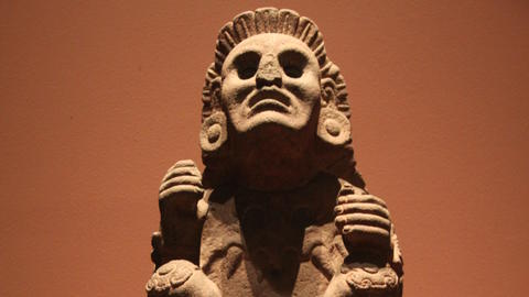 Statue of Xochipilli
