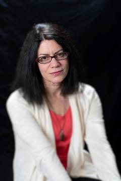 Headshot of Lisa Sideris