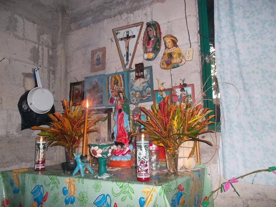 Figure 1. Family altar. Photograph by Sabina Cruz de la Cruz.