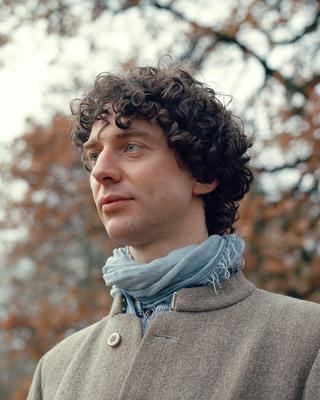 Merlin Sheldrake Headshot