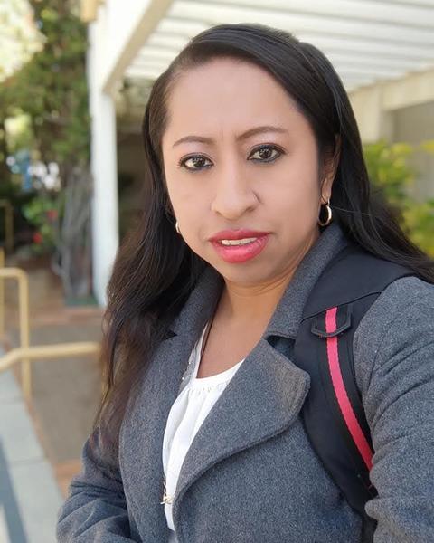 Sabina de la cruz headshot