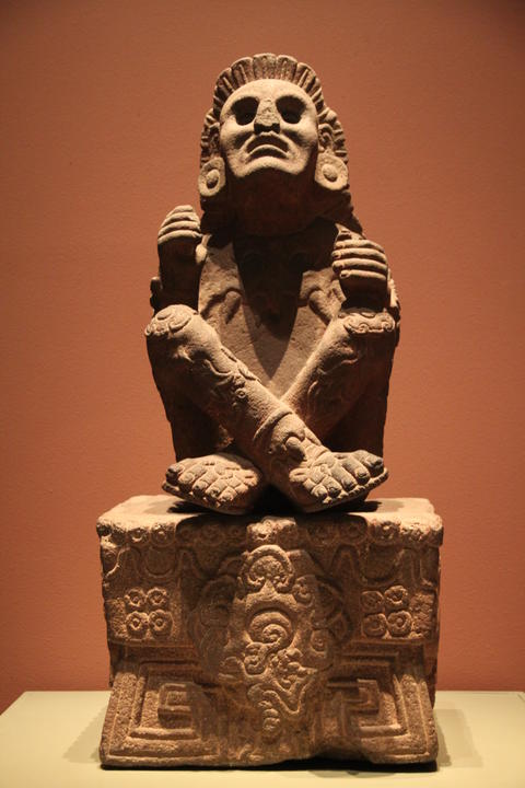 Statue of Xochipilli